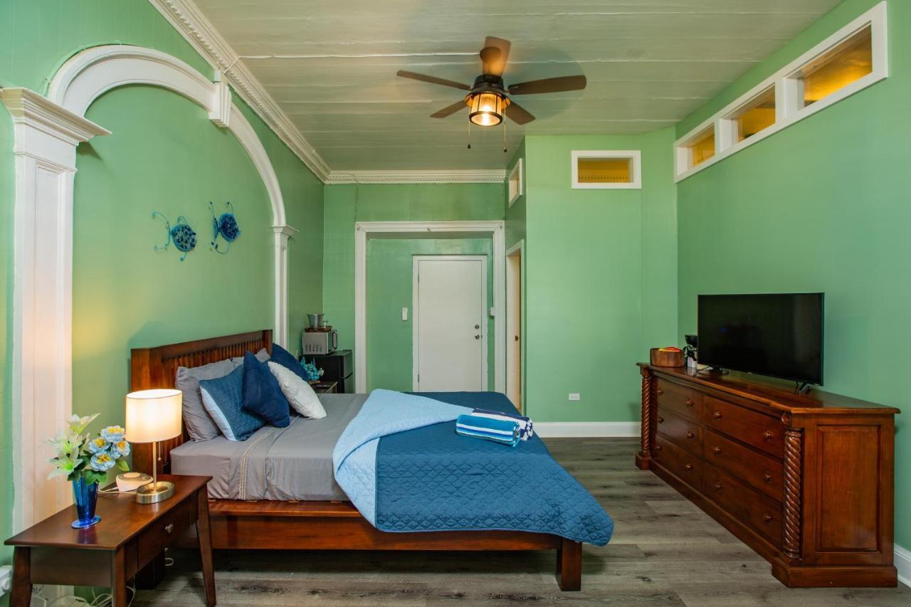 Victoria House Hotel Frederiksted Exterior foto