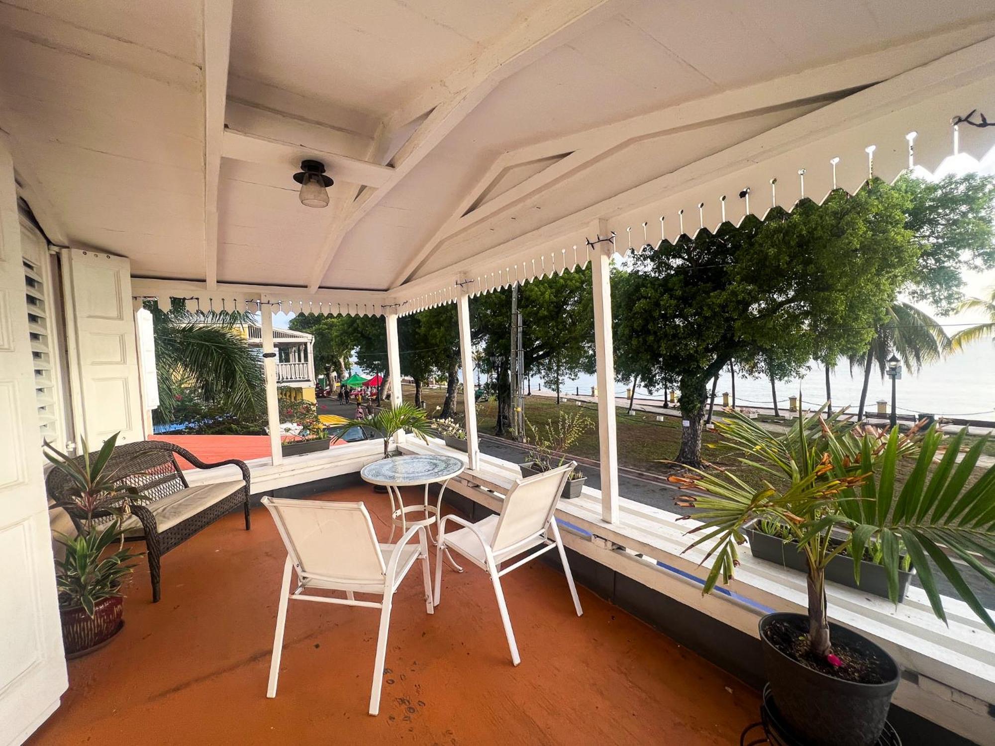 Victoria House Hotel Frederiksted Exterior foto
